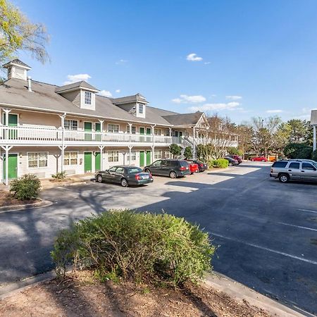 Hometowne Studios By Red Roof Atlanta Ne - Norcross South Exterior photo